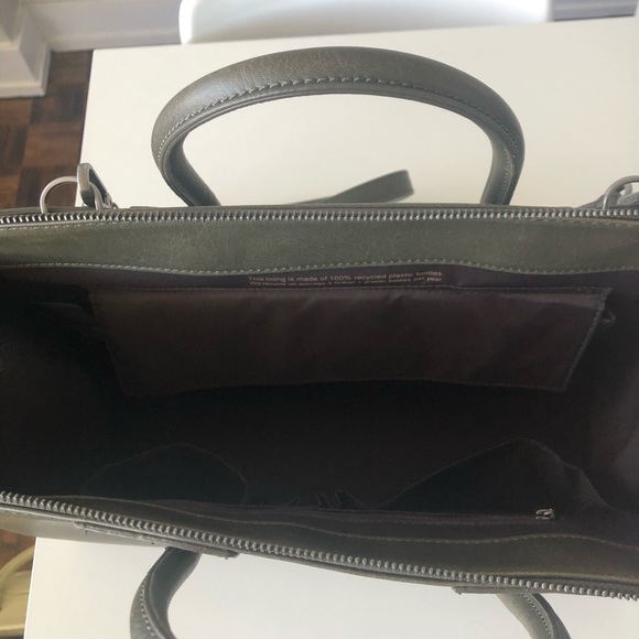 Mat & Nat Green Tacoma Satchel bag - Picture 4 of 4